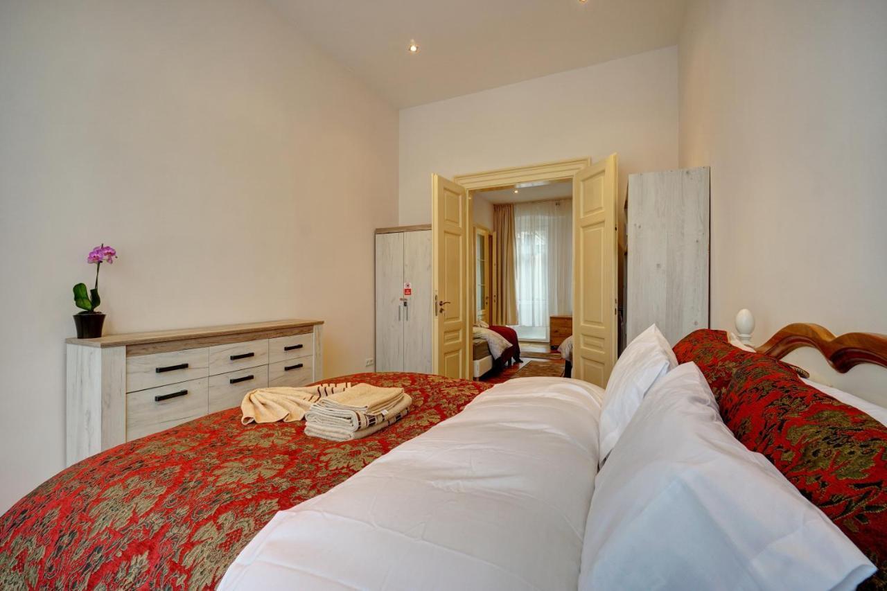Casa De Vis, Brasov Old City Centre Appartement Buitenkant foto
